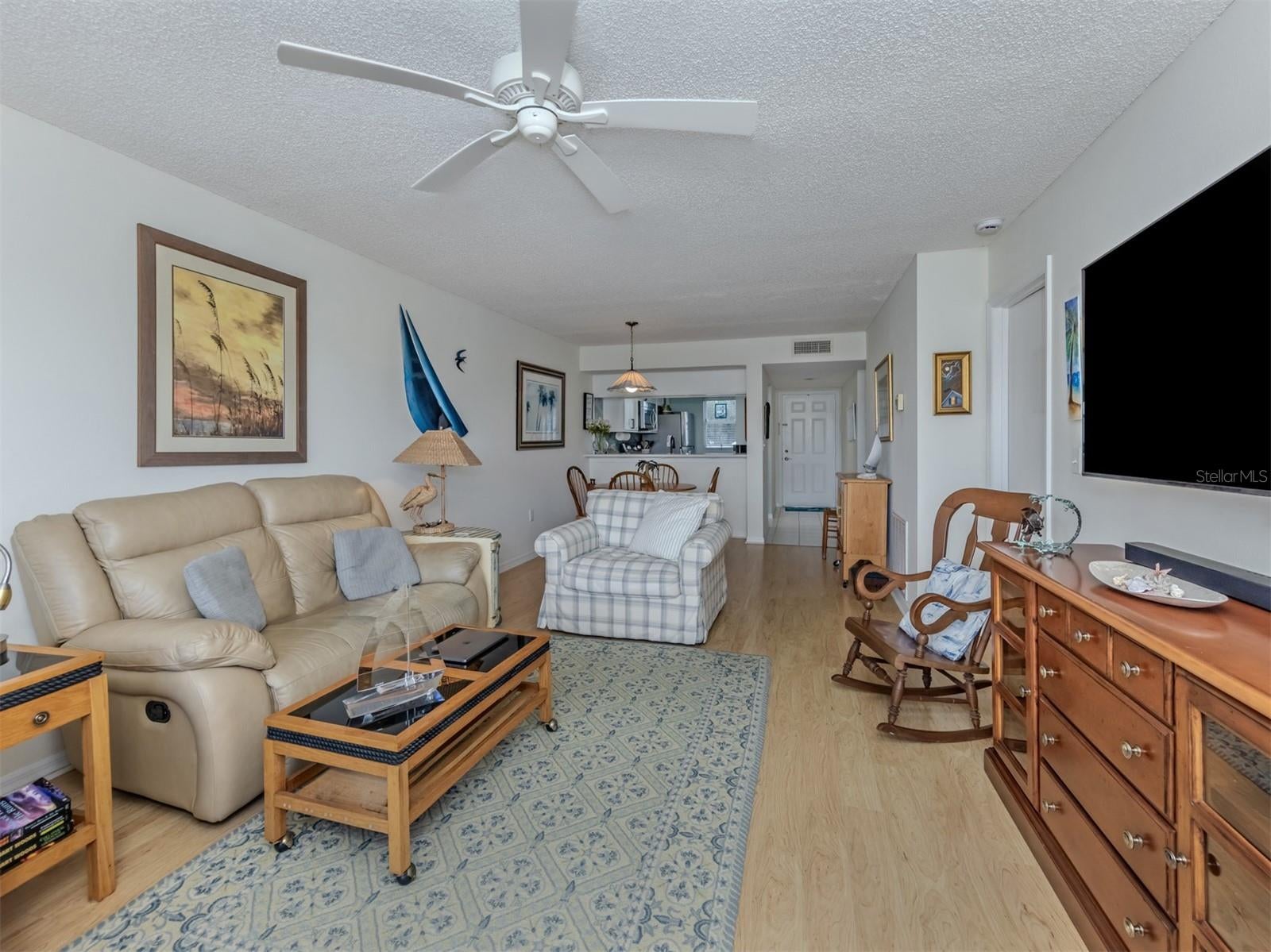 WESTCHESTER GARDENS AND PLAN - Residential