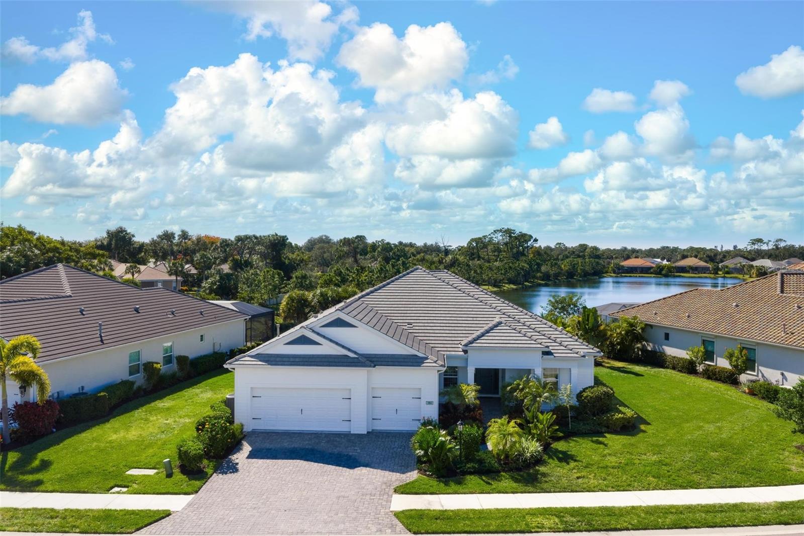 BOCA ROYALE - Residential