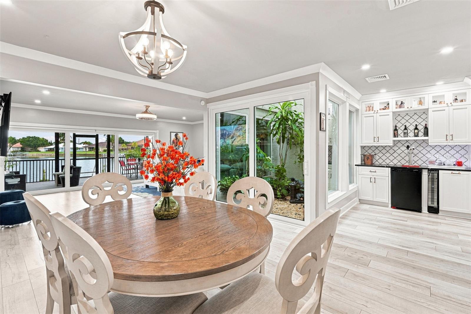 LAKE SUZY VILLAS - Residential