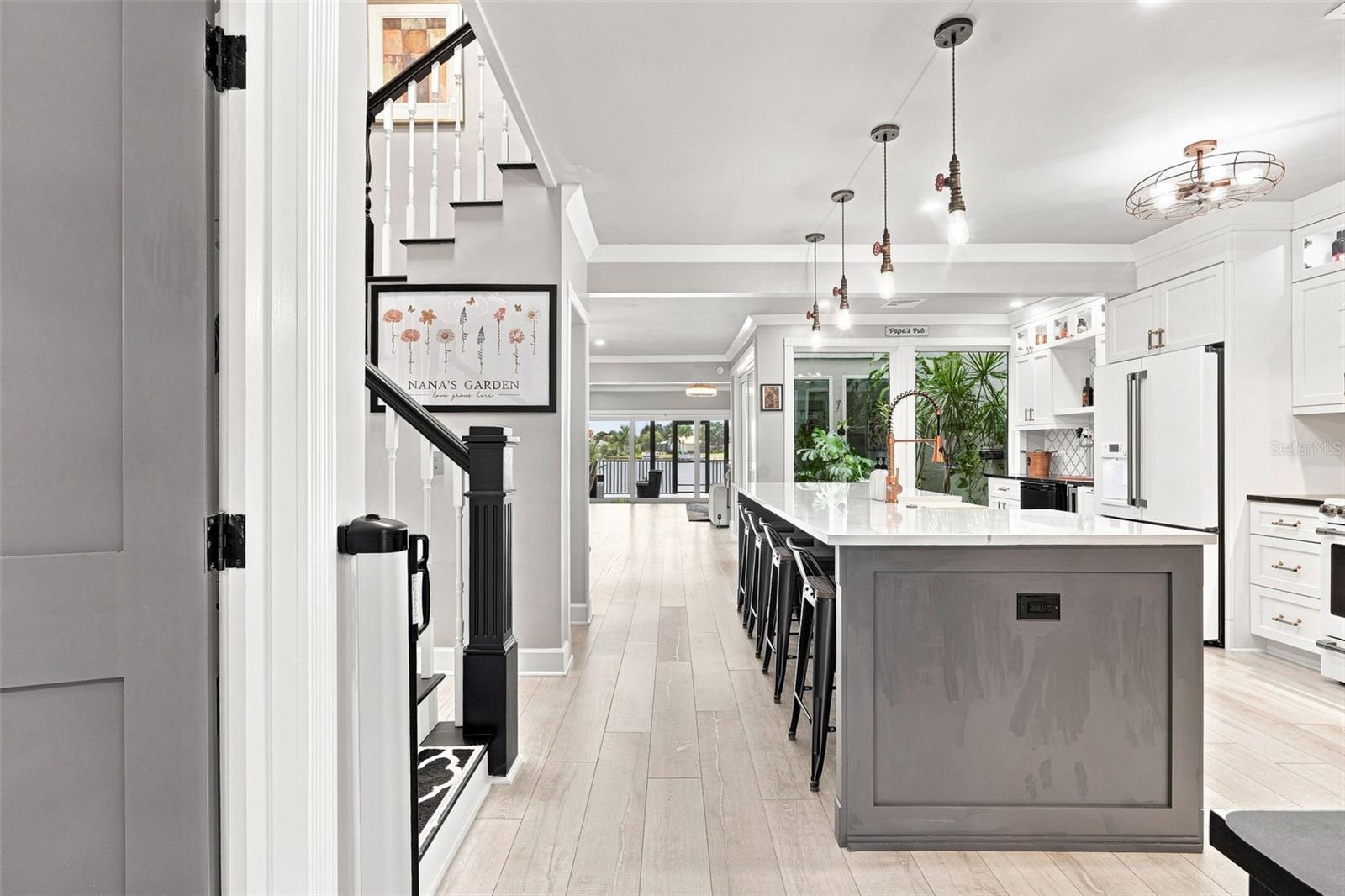 LAKE SUZY VILLAS - Residential