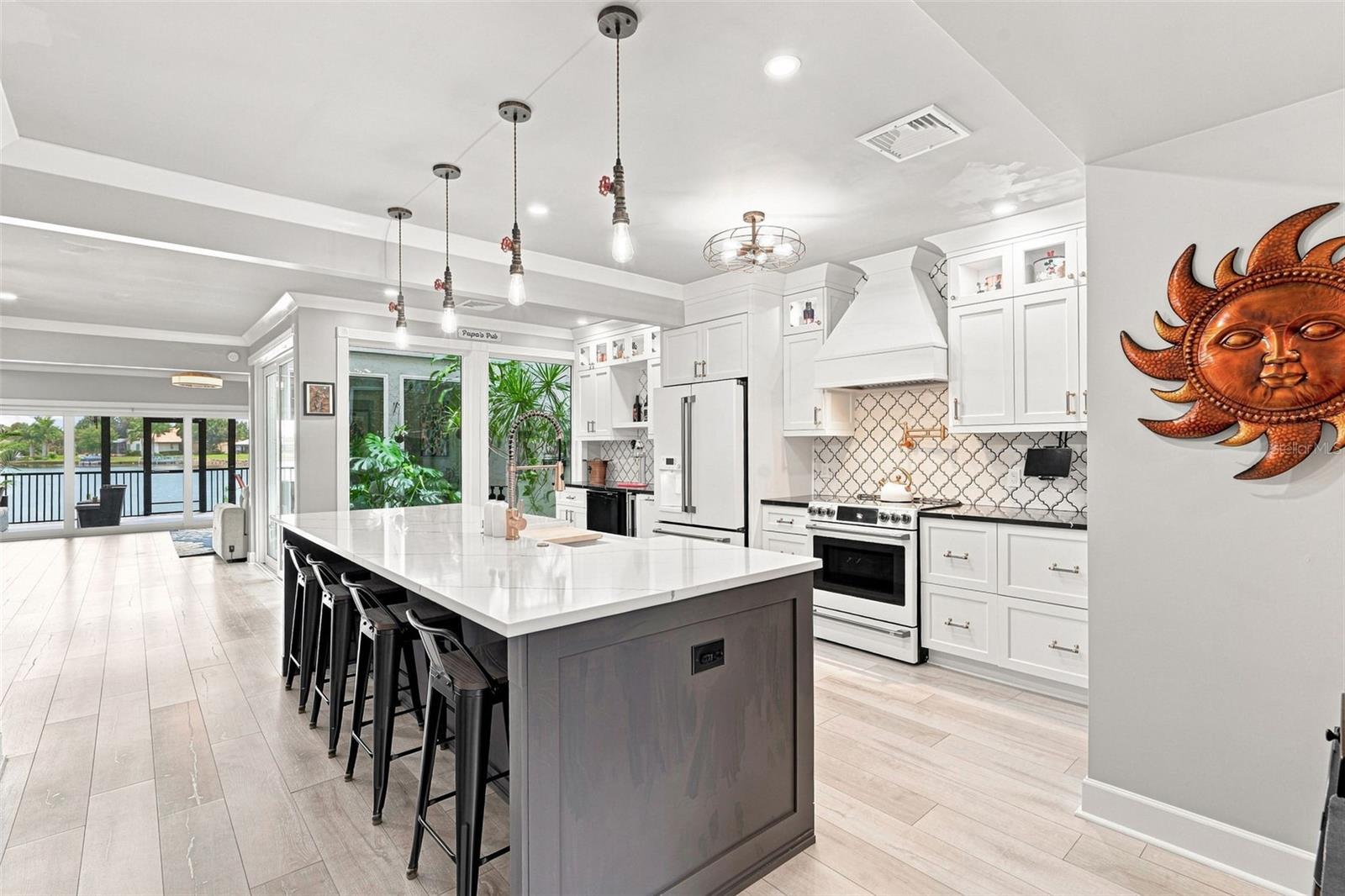 LAKE SUZY VILLAS - Residential