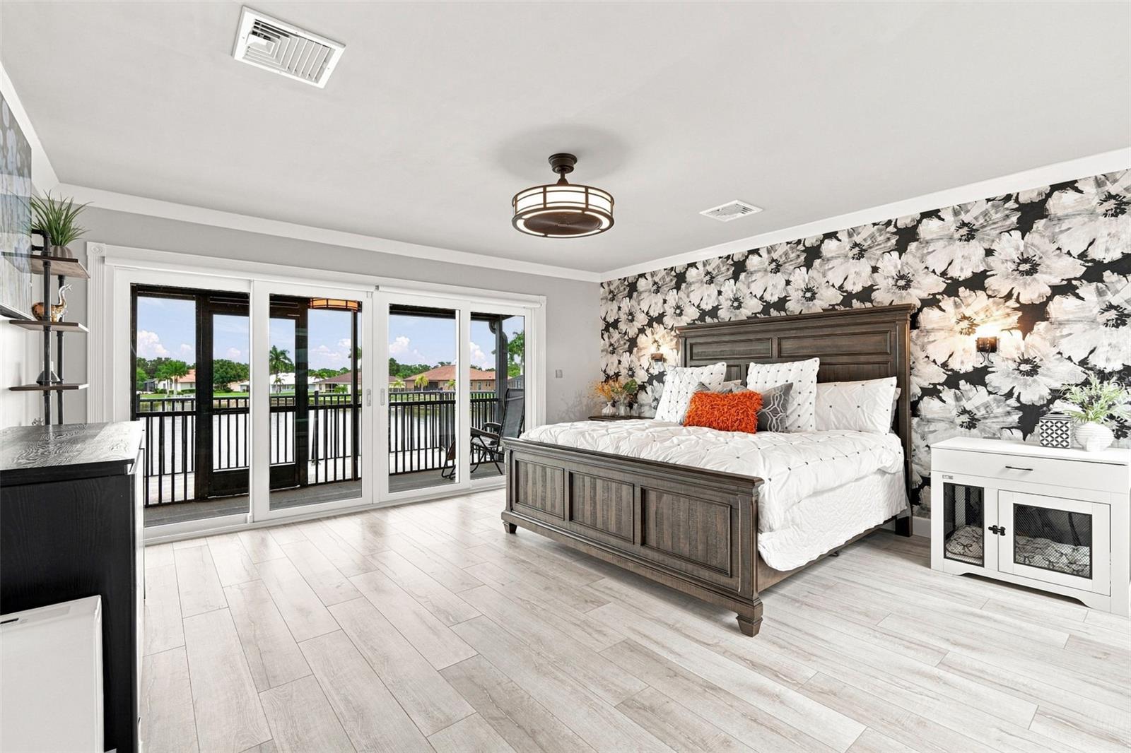 LAKE SUZY VILLAS - Residential