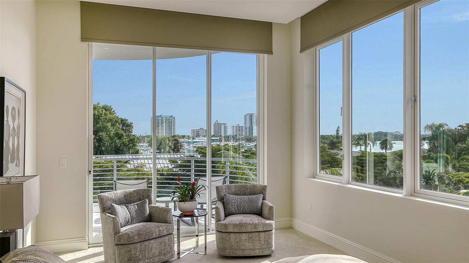 THE PEARL - Residential