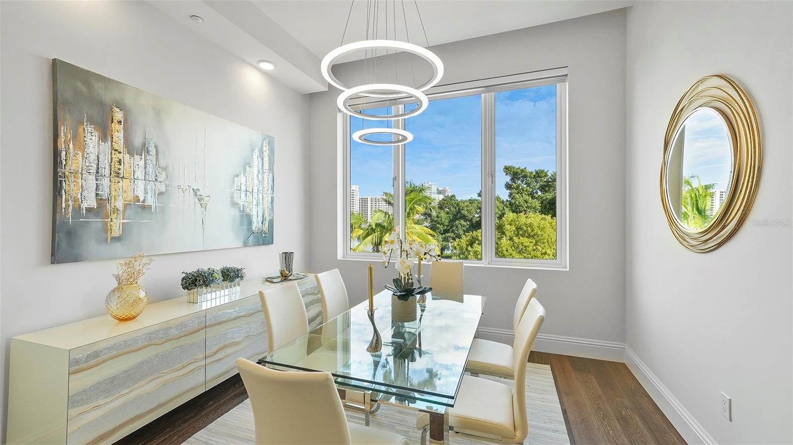 THE PEARL - Residential