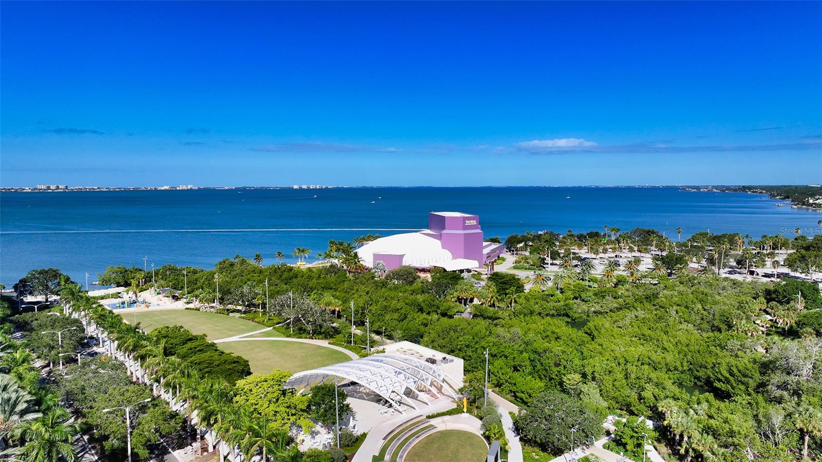 THE PEARL - Residential