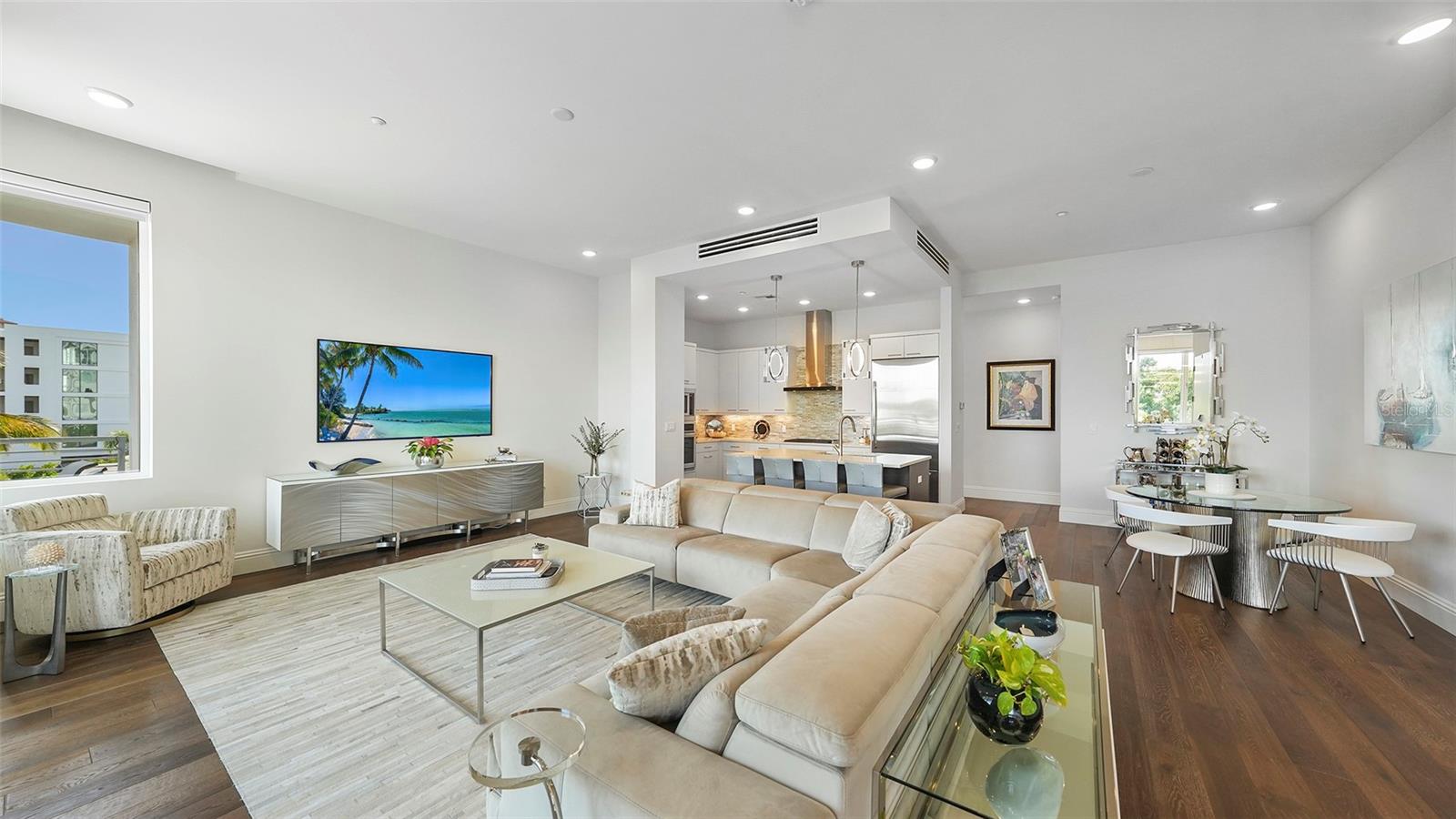 THE PEARL - Residential
