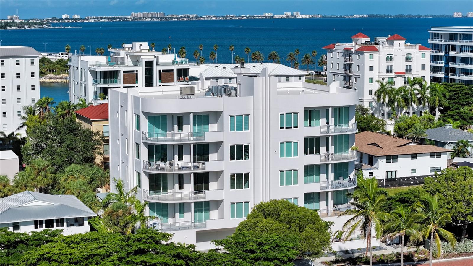 THE PEARL - Residential