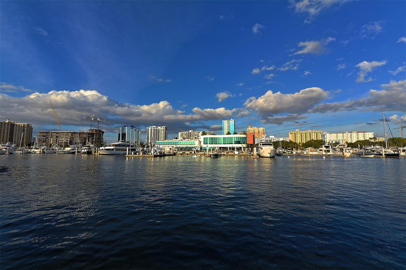 THE PEARL - Residential