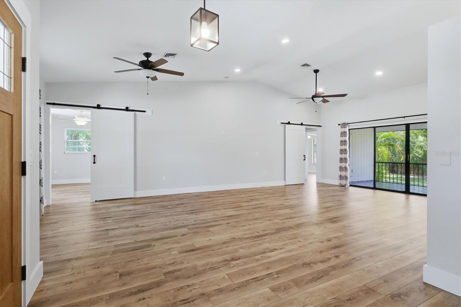PINE GLEN WEST - Residential