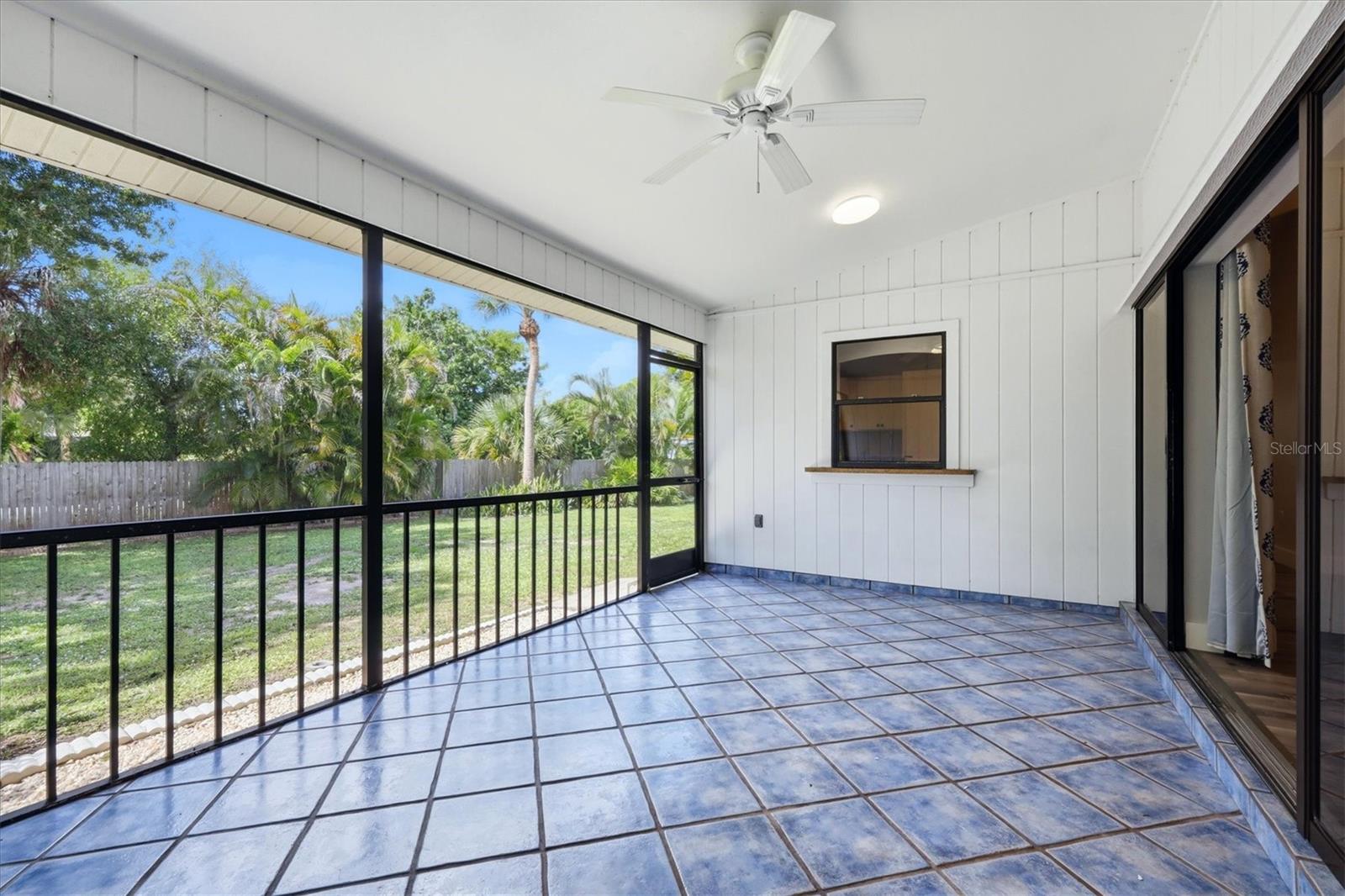 PINE GLEN WEST - Residential