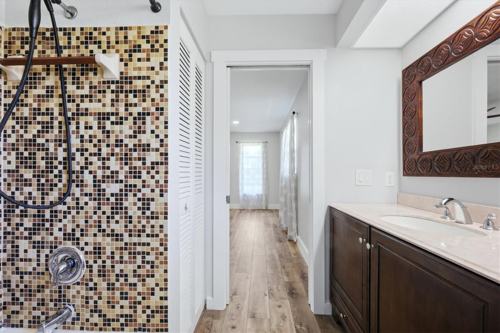 PINE GLEN WEST - Residential