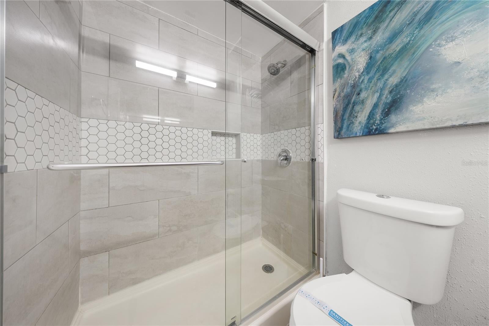 ENCLAVE AT ORLANDO - Residential