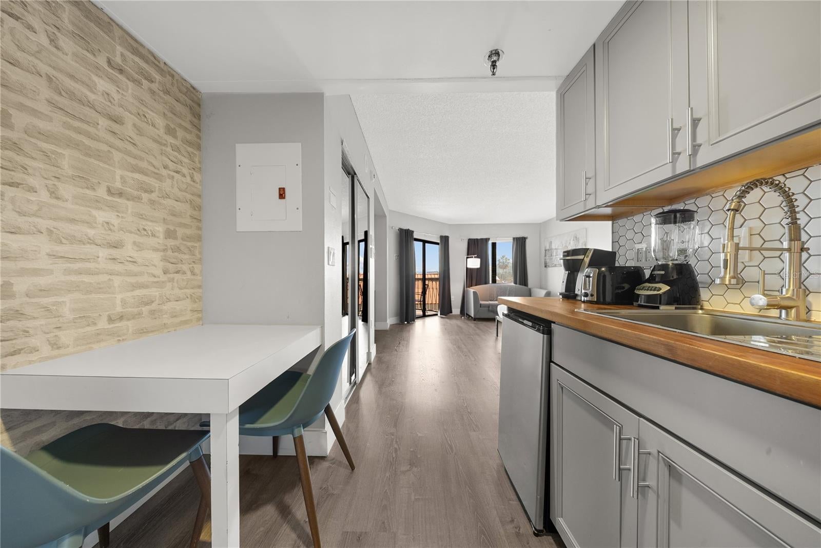 ENCLAVE AT ORLANDO - Residential
