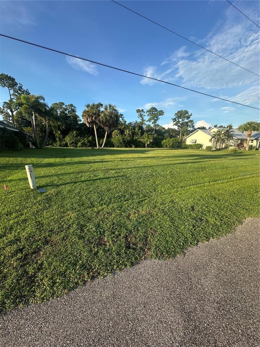 PUNTA GORDA ISLES SEC 18 - Land