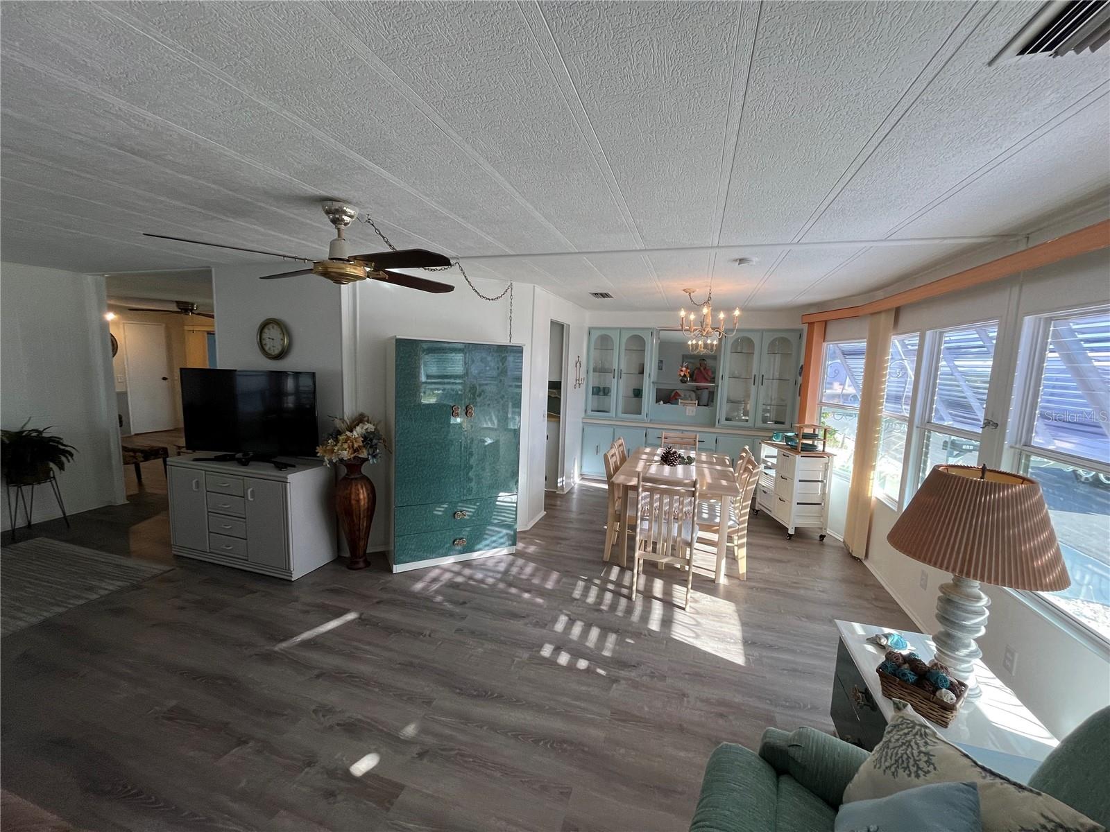 VENICE ISLE - Residential