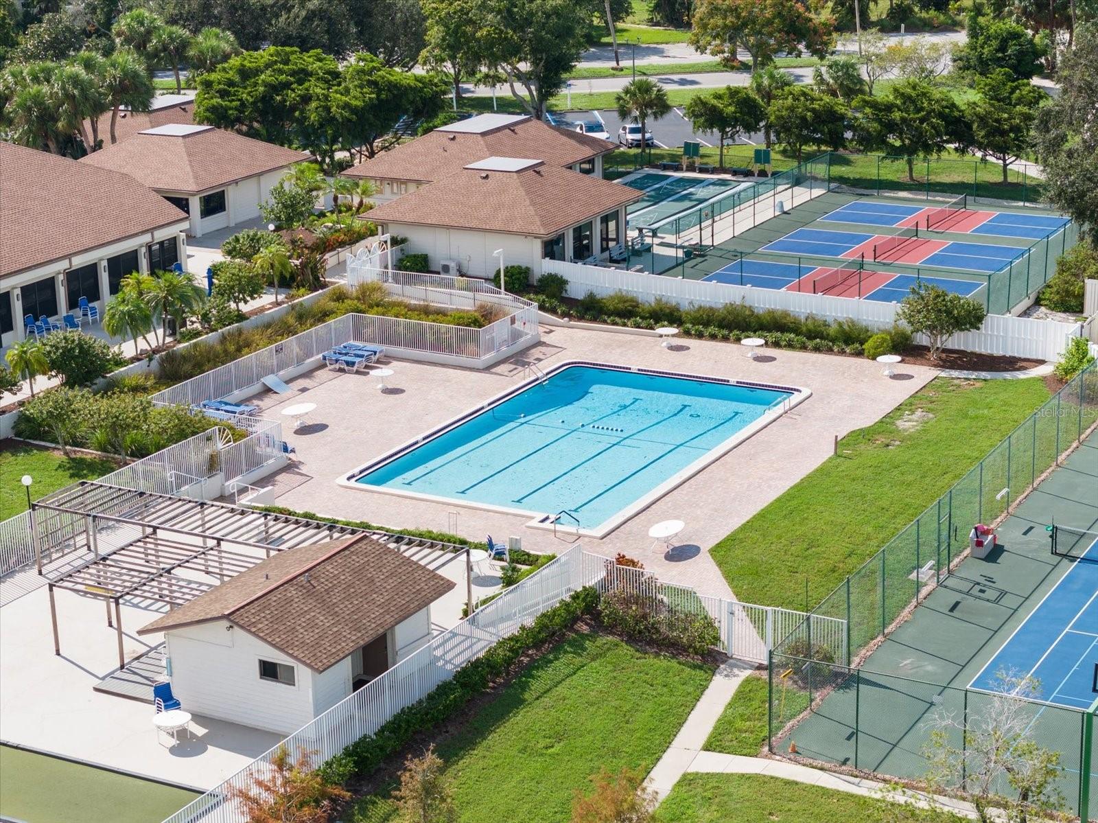 BIRD BAY VILLAGE - Residential