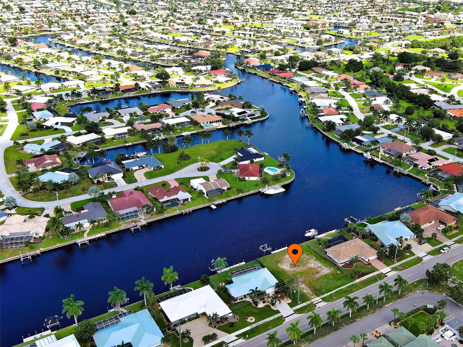 PUNTA GORDA ISLES SEC 14 - Land