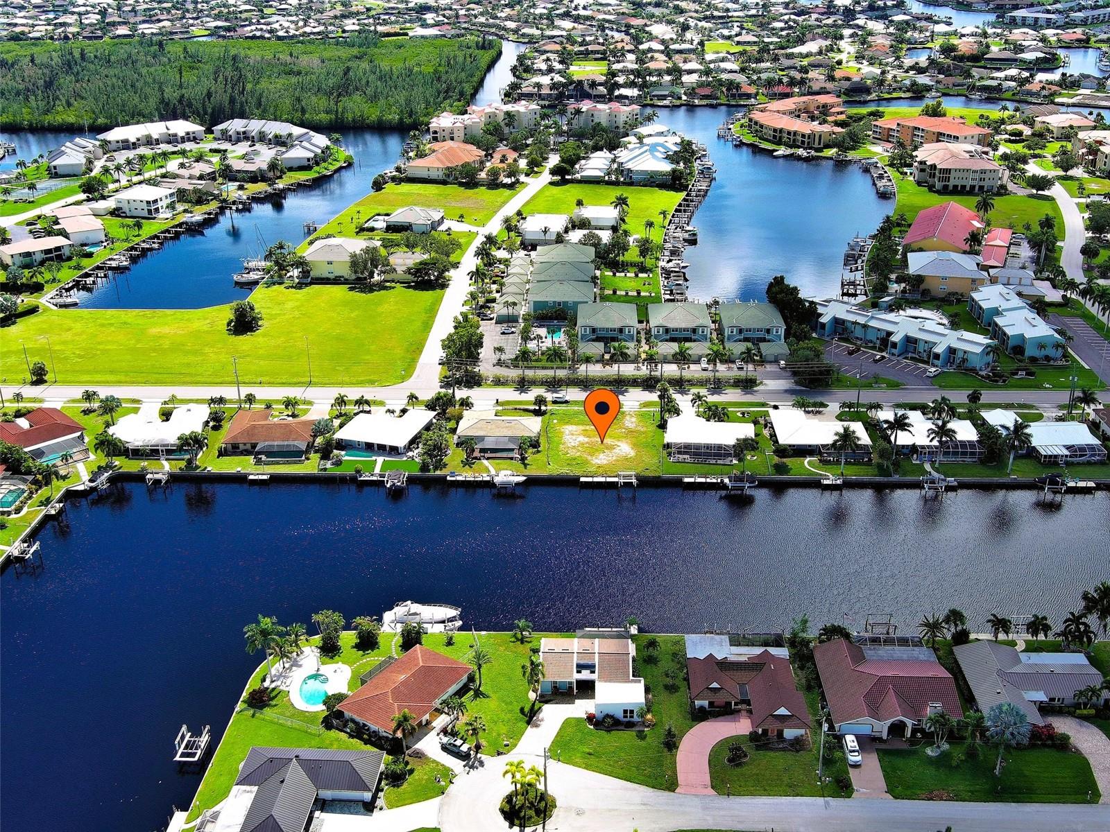 PUNTA GORDA ISLES SEC 14 - Land