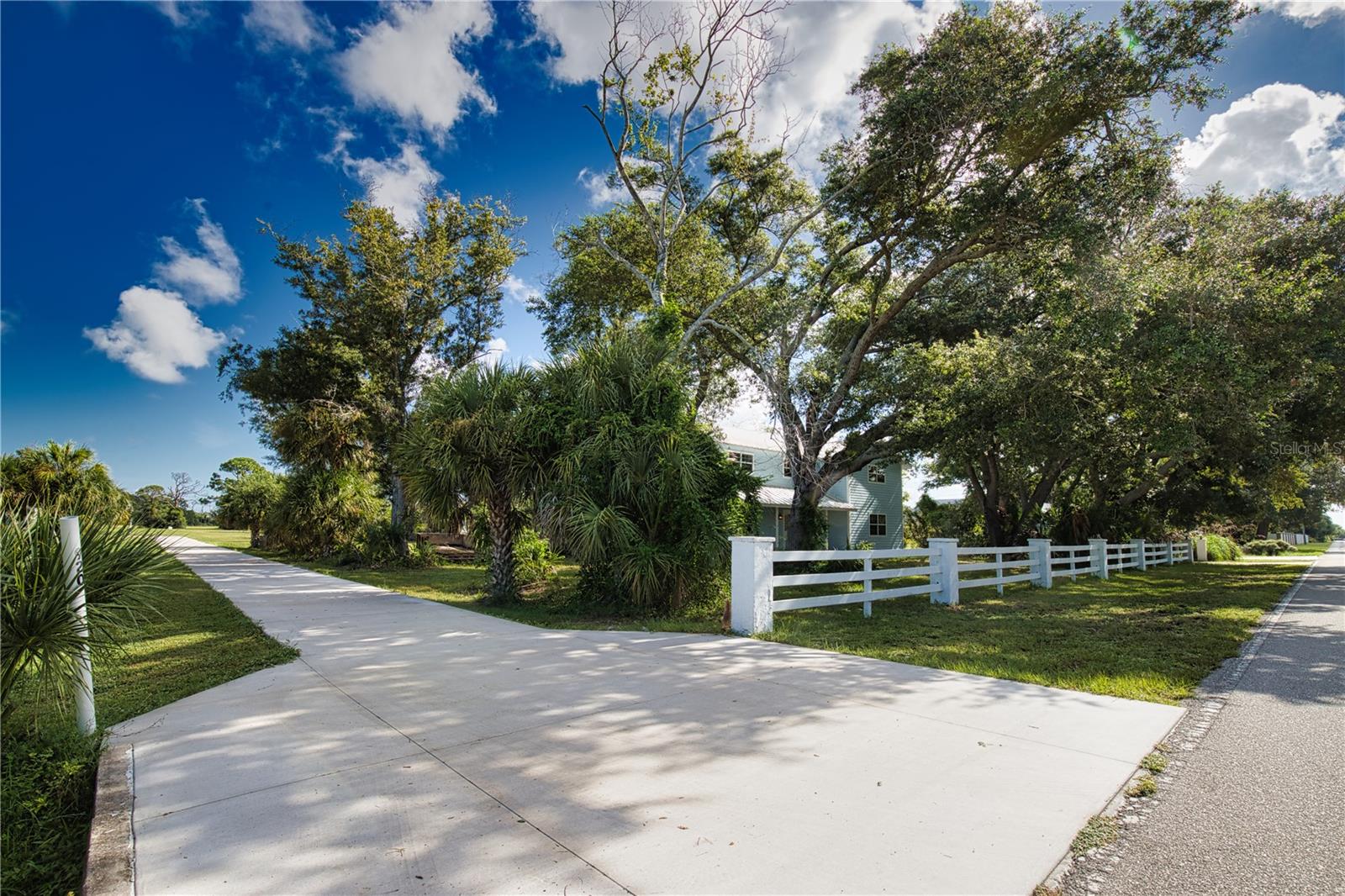 ENGLEWOOD GARDENS - Residential