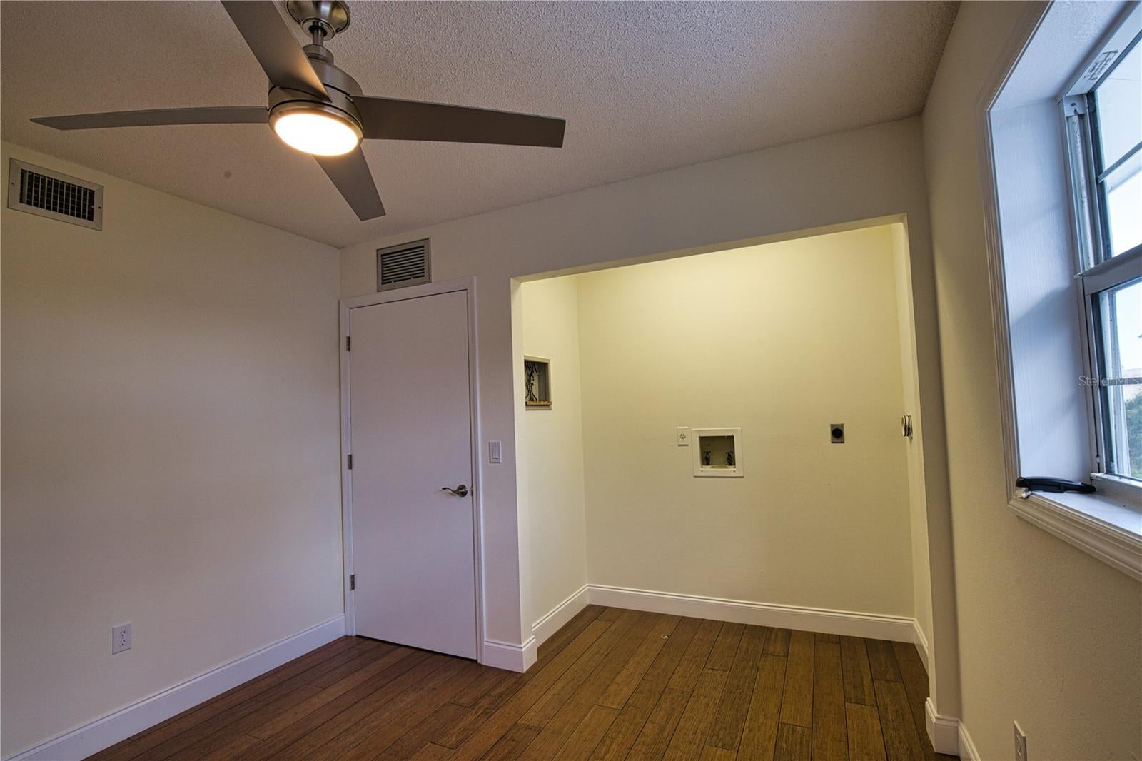 ENGLEWOOD GARDENS - Residential
