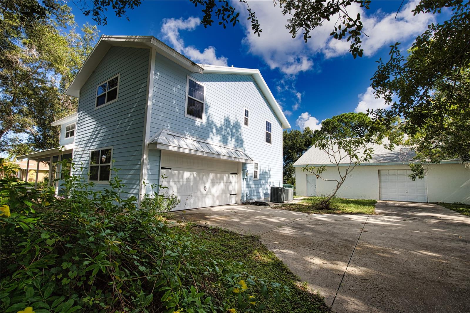 ENGLEWOOD GARDENS - Residential