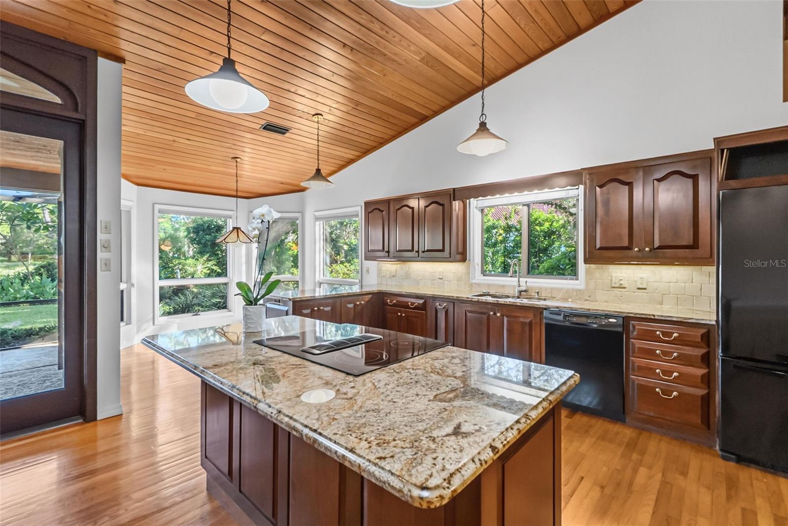THE LANDINGS - Residential