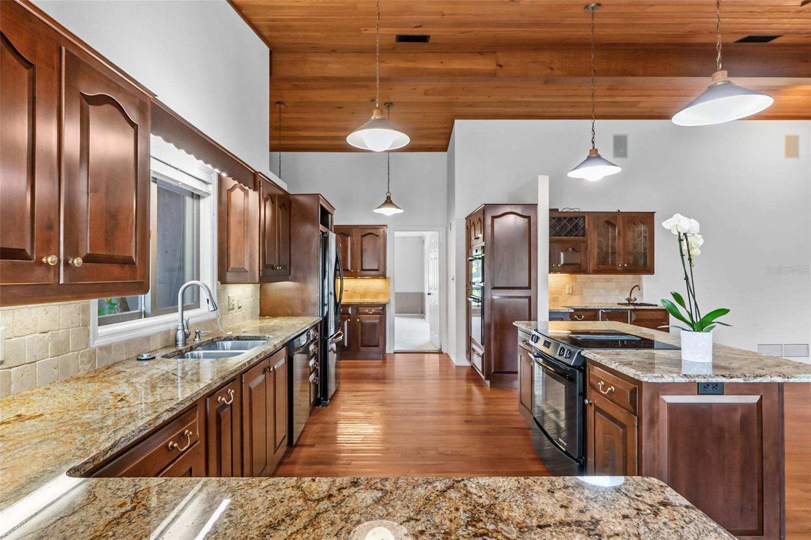 THE LANDINGS - Residential