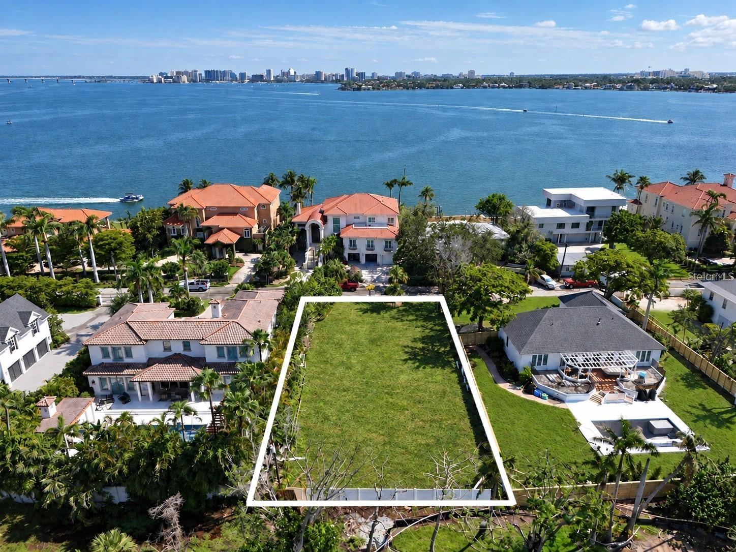 BAY ISLAND - Residential