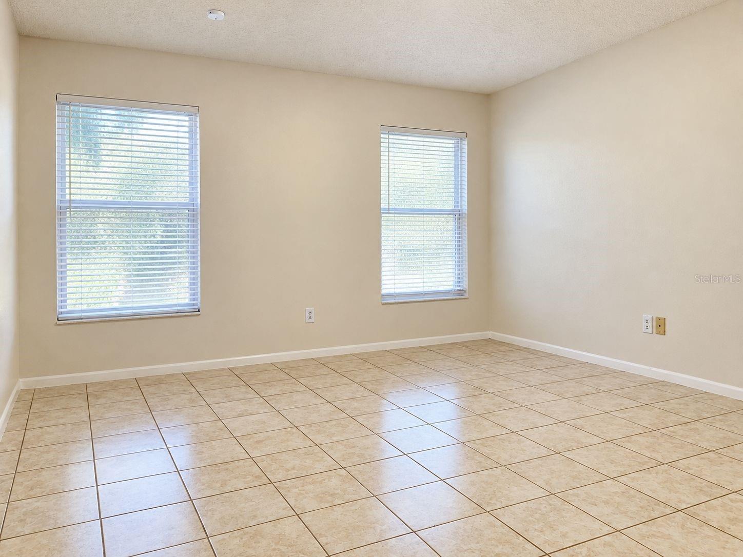 SILVER RIDGE PH 1 - Residential