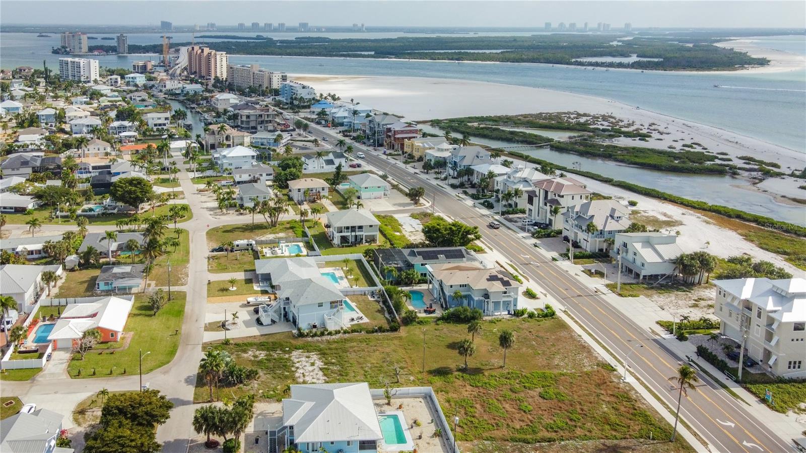 LAGUNA SHORES - Land