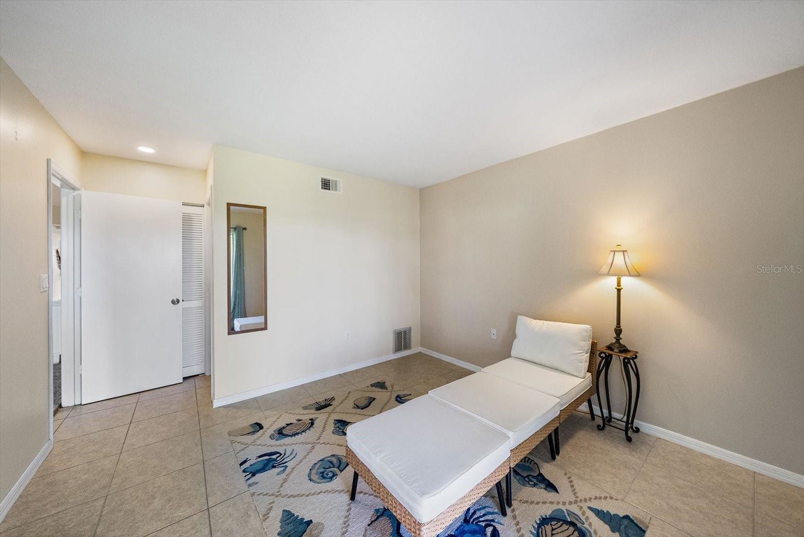 FARMINGTON VISTAS - Residential