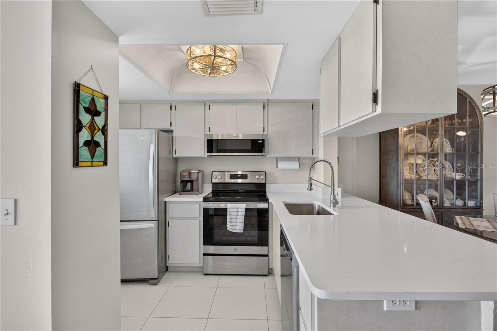 LAKES EDGE PH 02 - Residential