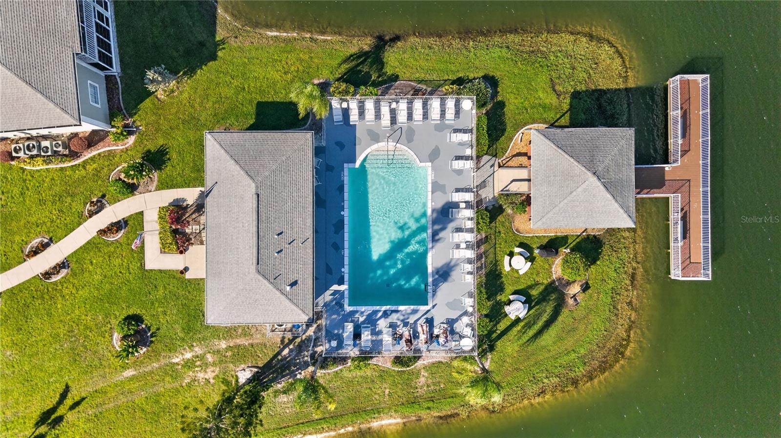 LAKES EDGE PH 02 - Residential