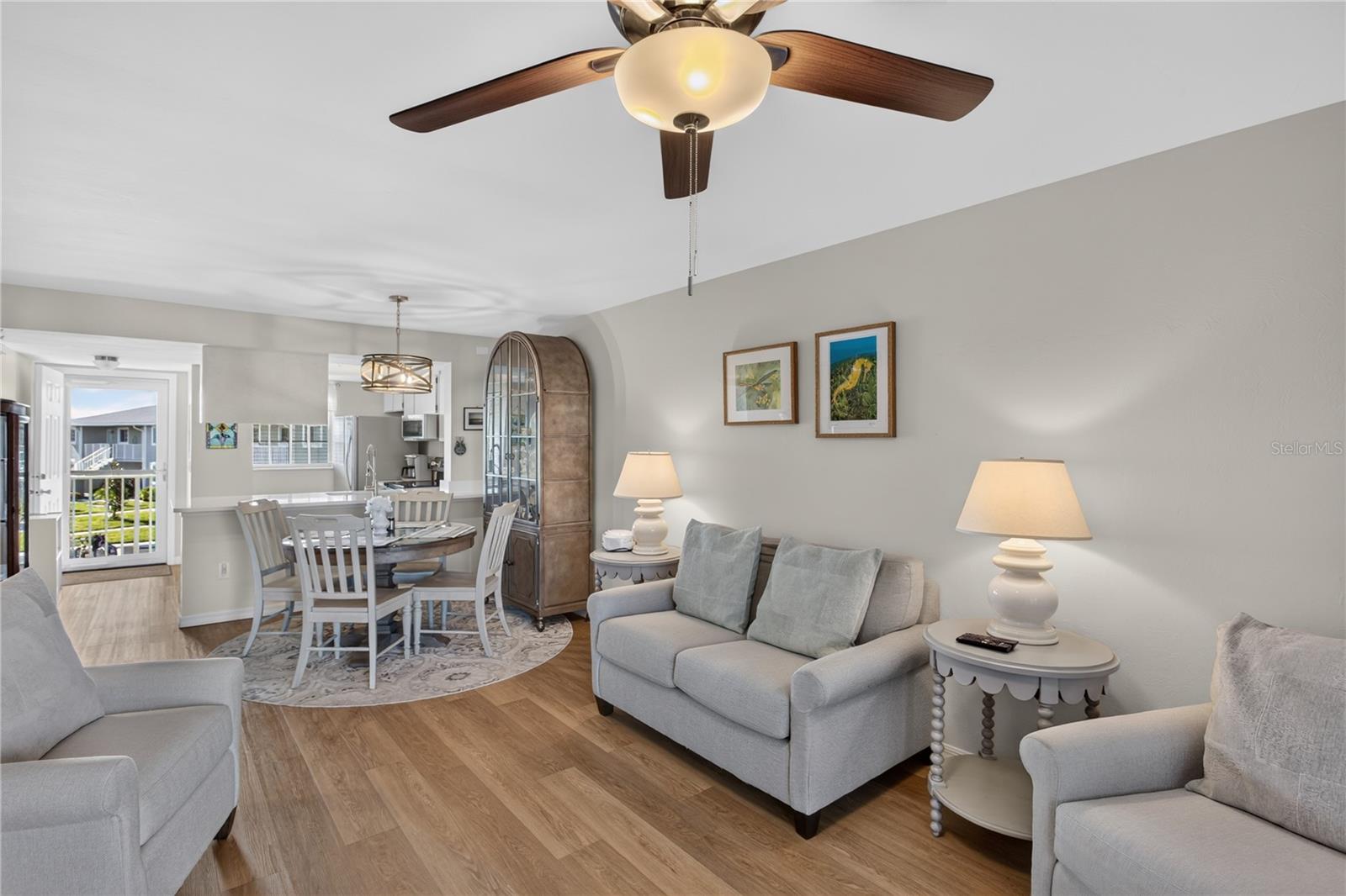 LAKES EDGE PH 02 - Residential