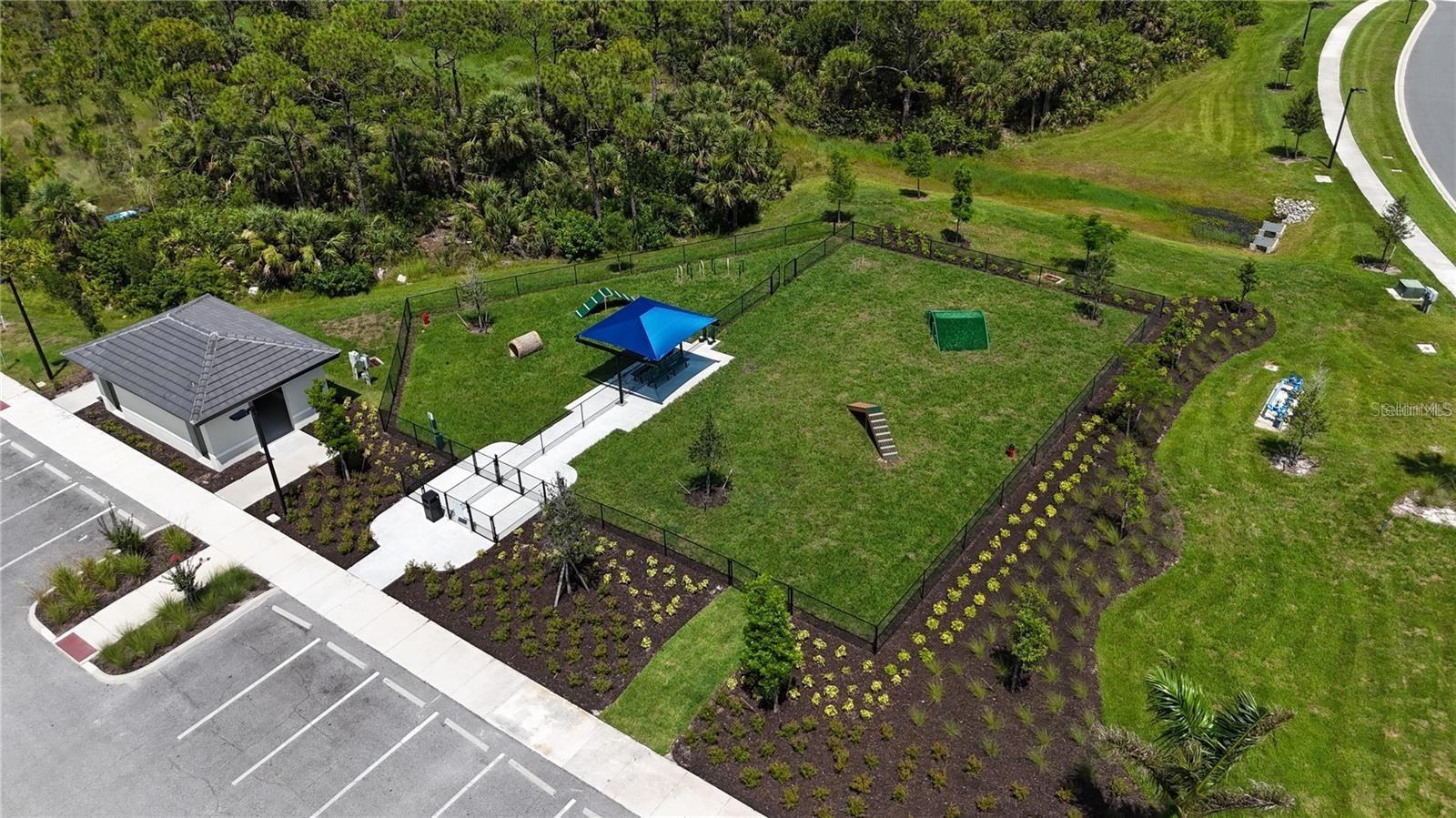 WELLEN PARK GOLF AND COUNTRY CLUB - Residential