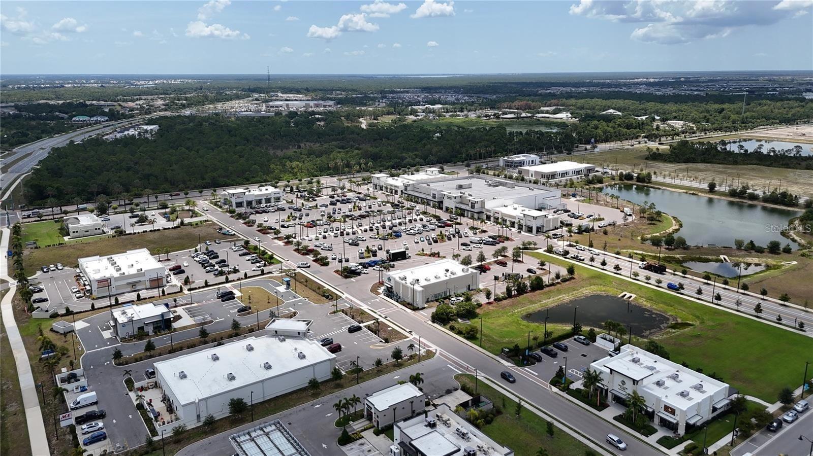 WELLEN PARK GOLF AND COUNTRY CLUB - Residential