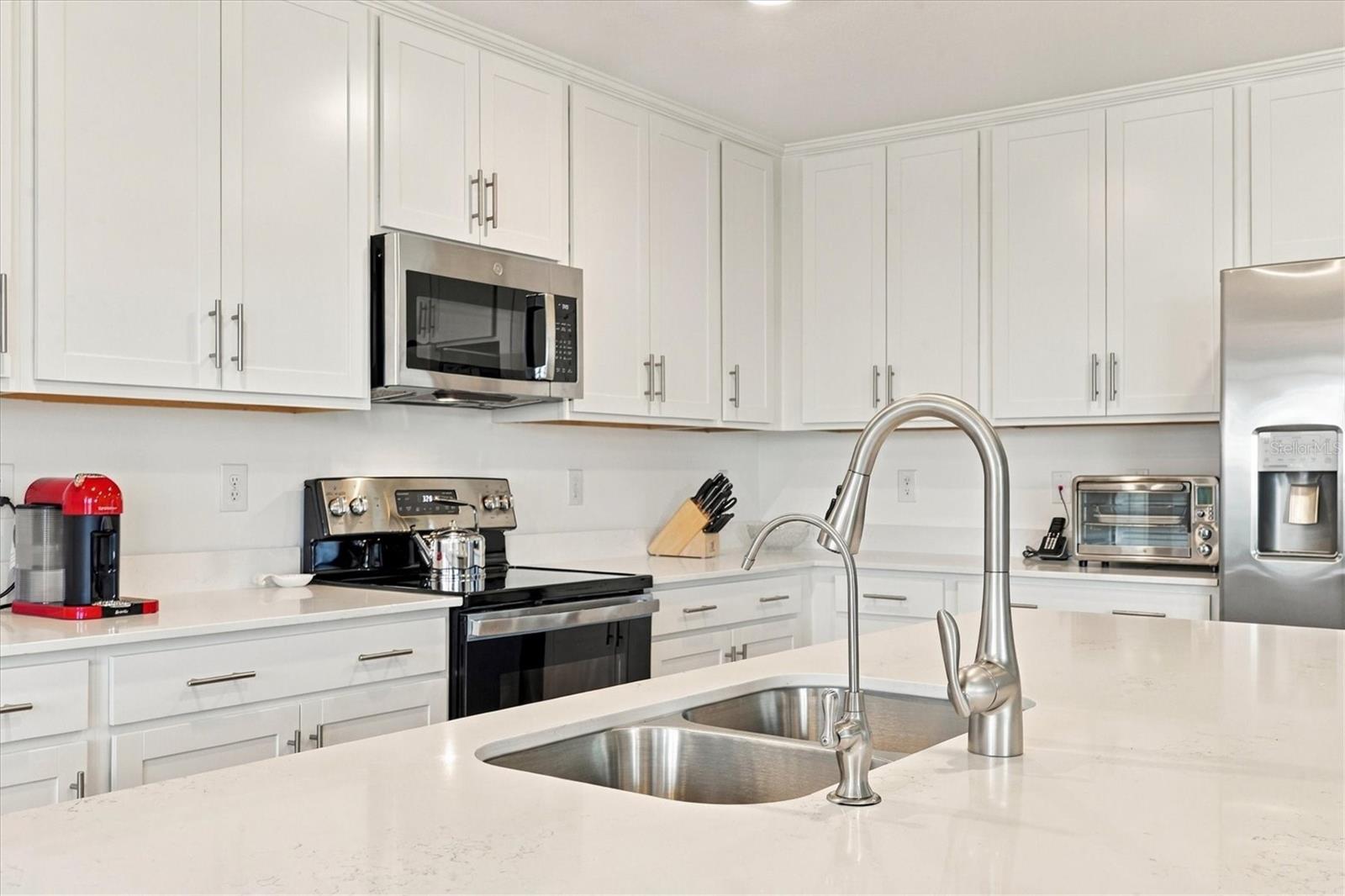 WELLEN PARK GOLF AND COUNTRY CLUB - Residential