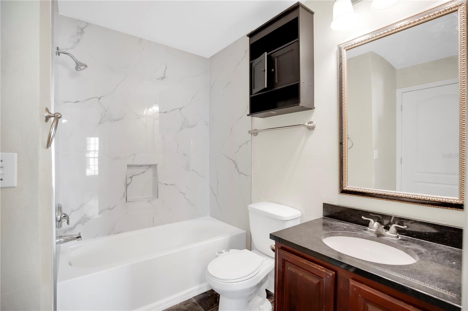 MIRIADA CONDO - Residential