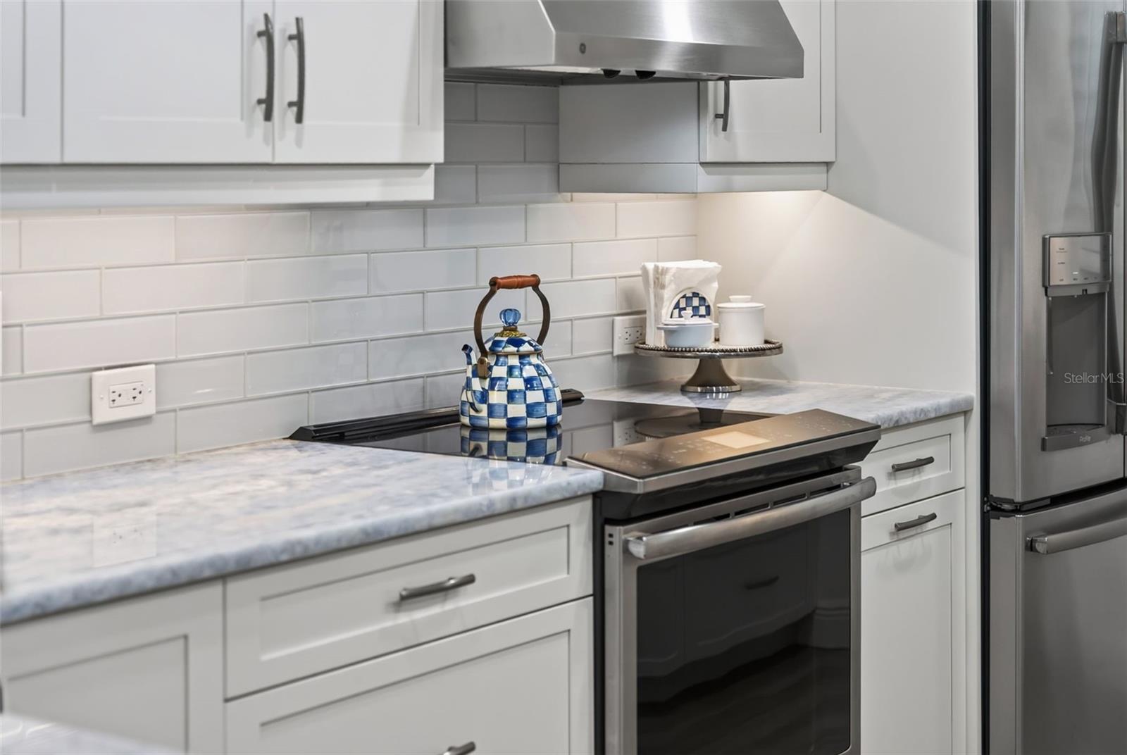 HARBOUR TOWNE - Residential