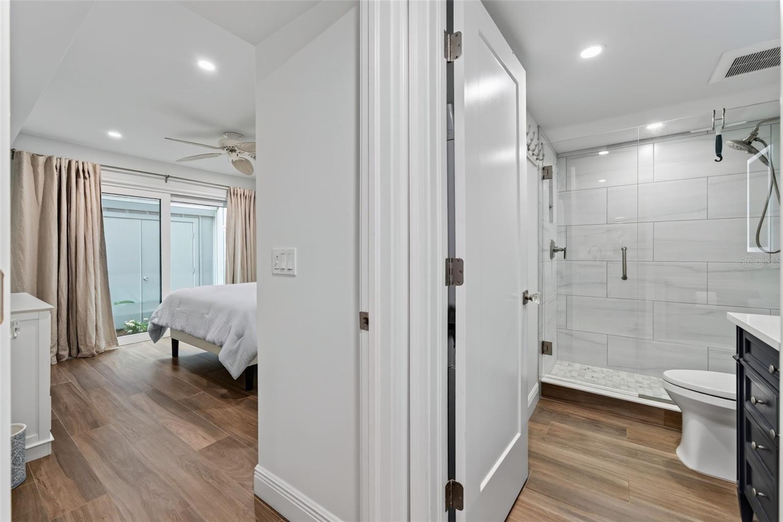 HARBOUR TOWNE - Residential