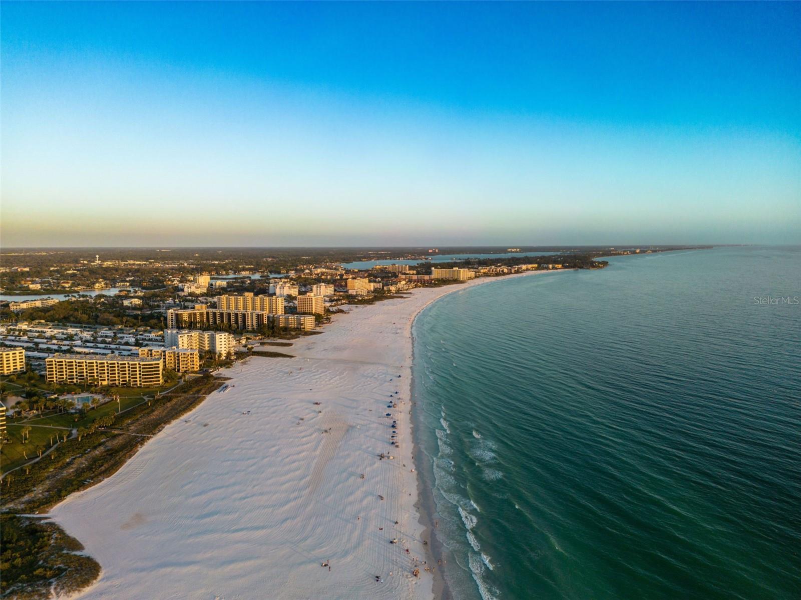 HARBOUR TOWNE - Residential