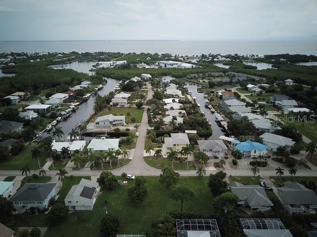 CAPTAINS COVE - Land