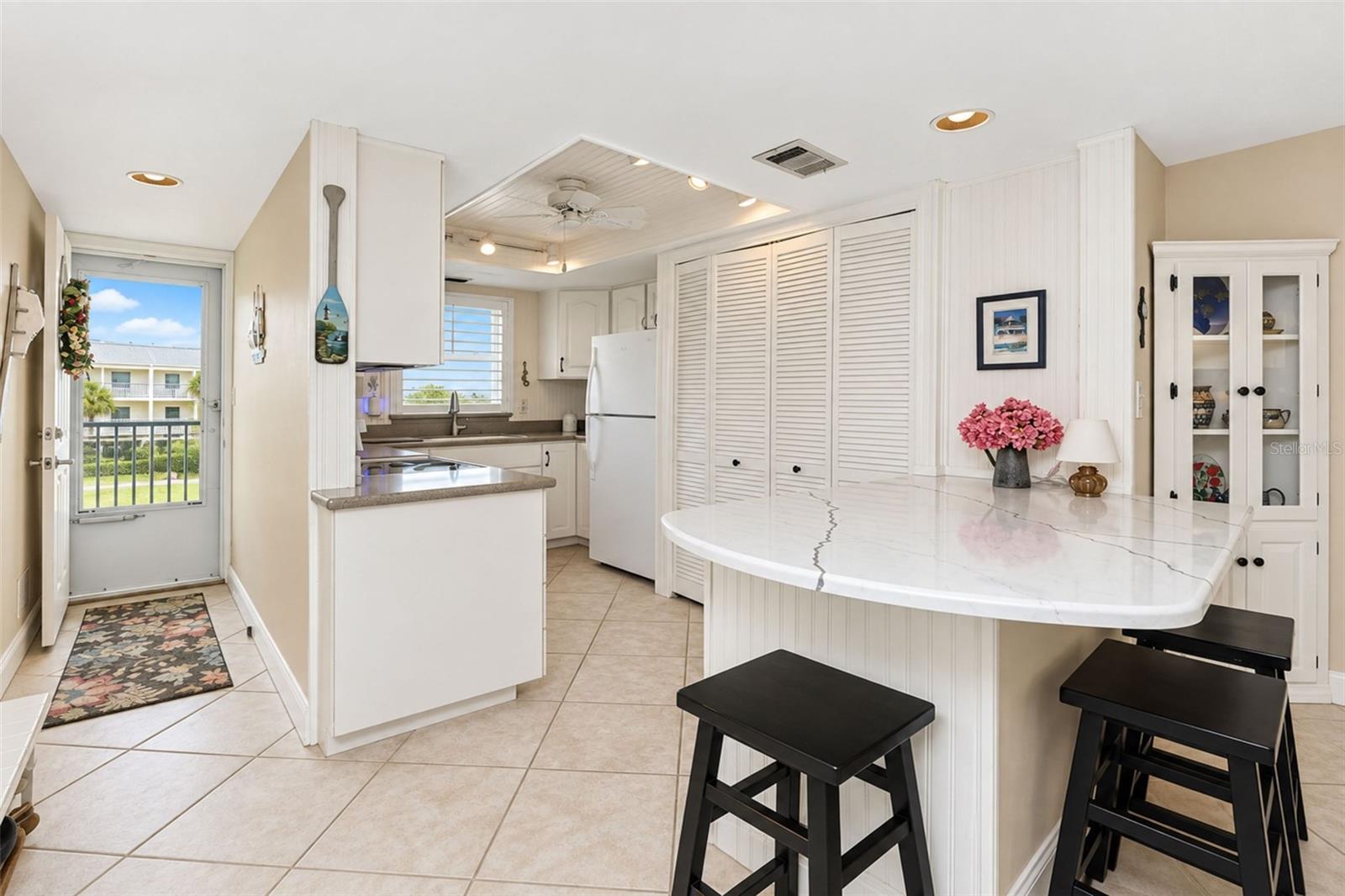 PELICAN LANDING BLDG A - Residential