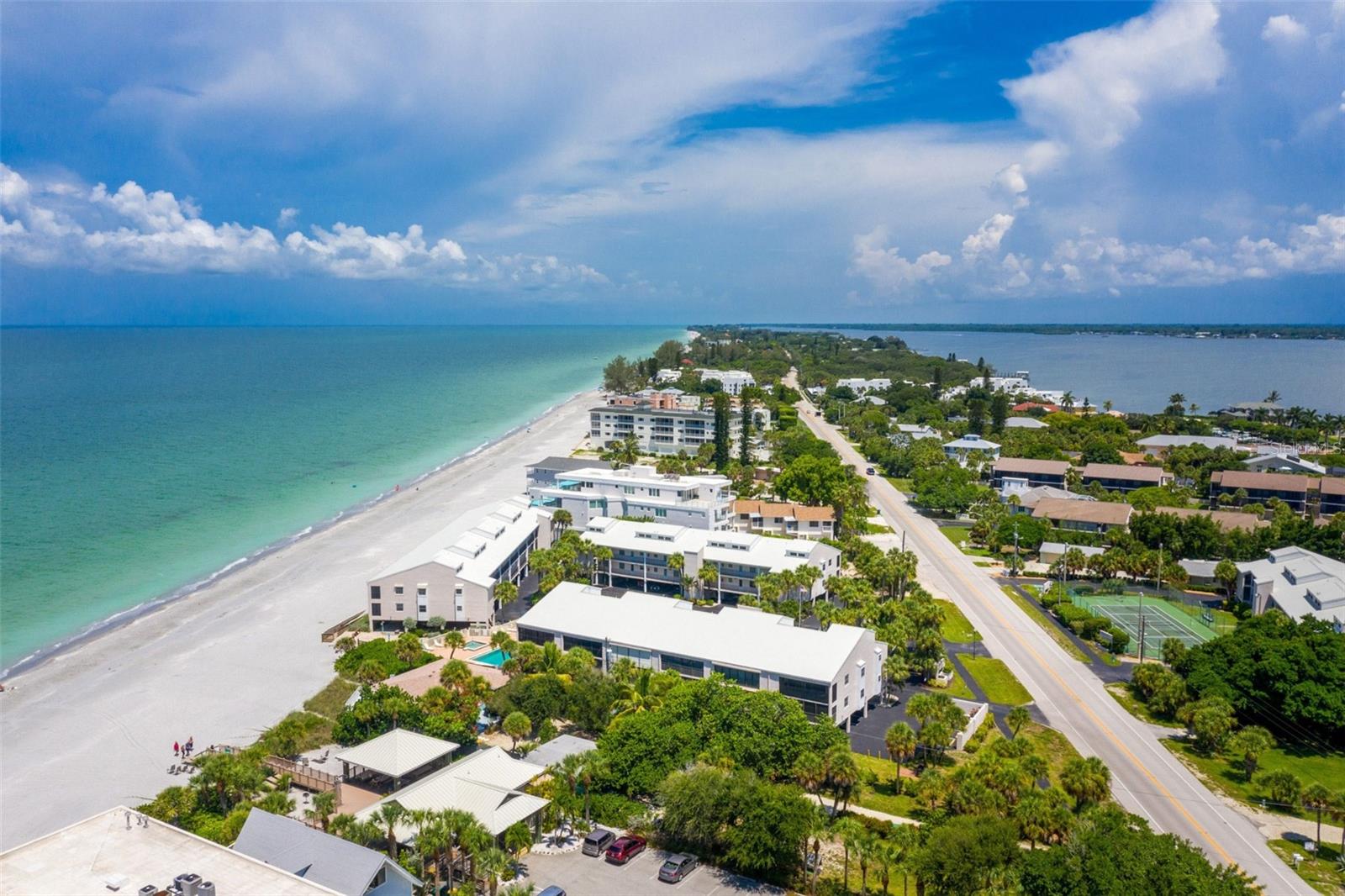 PELICAN LANDING BLDG A - Residential