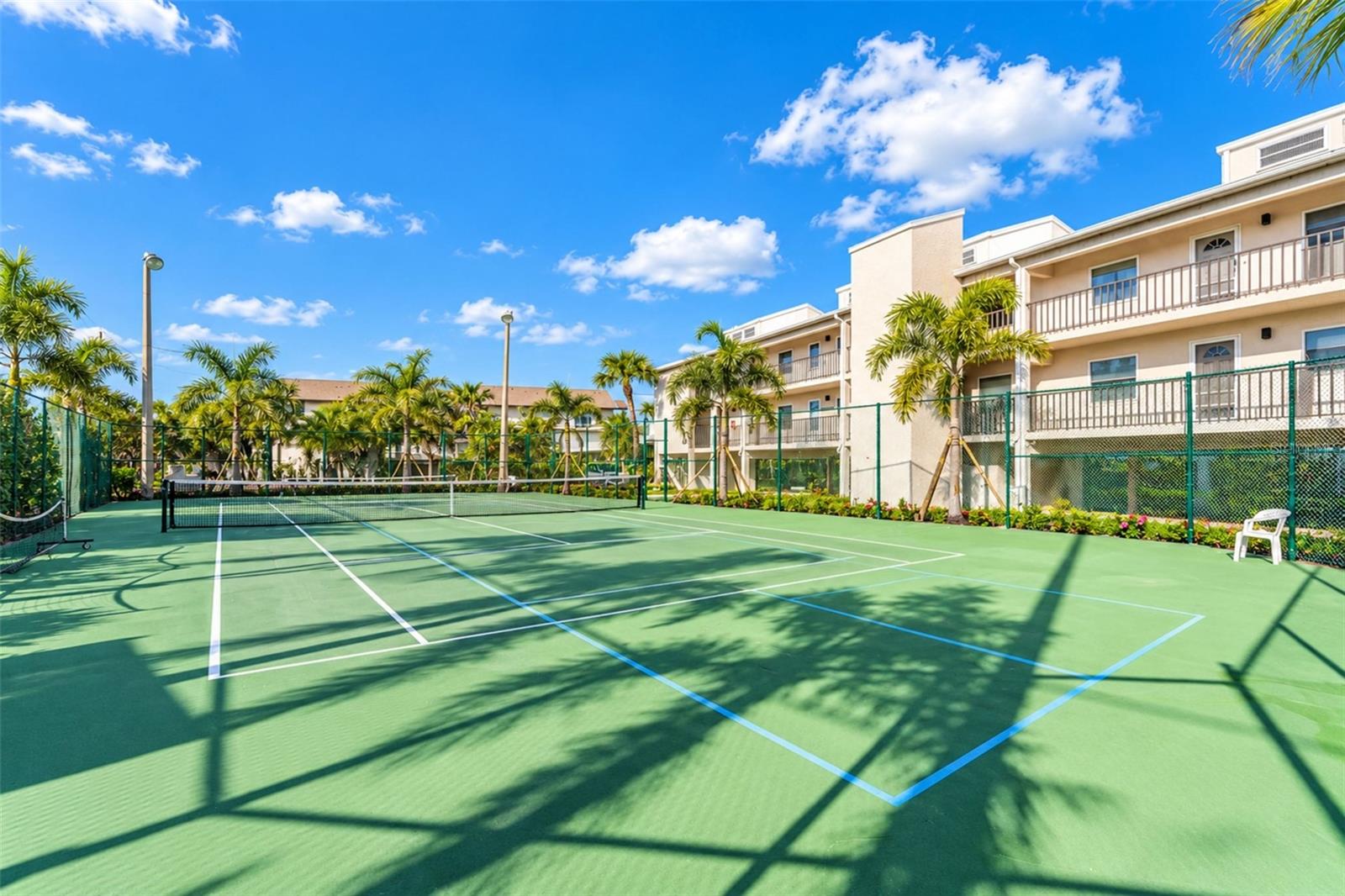 PELICAN LANDING BLDG A - Residential