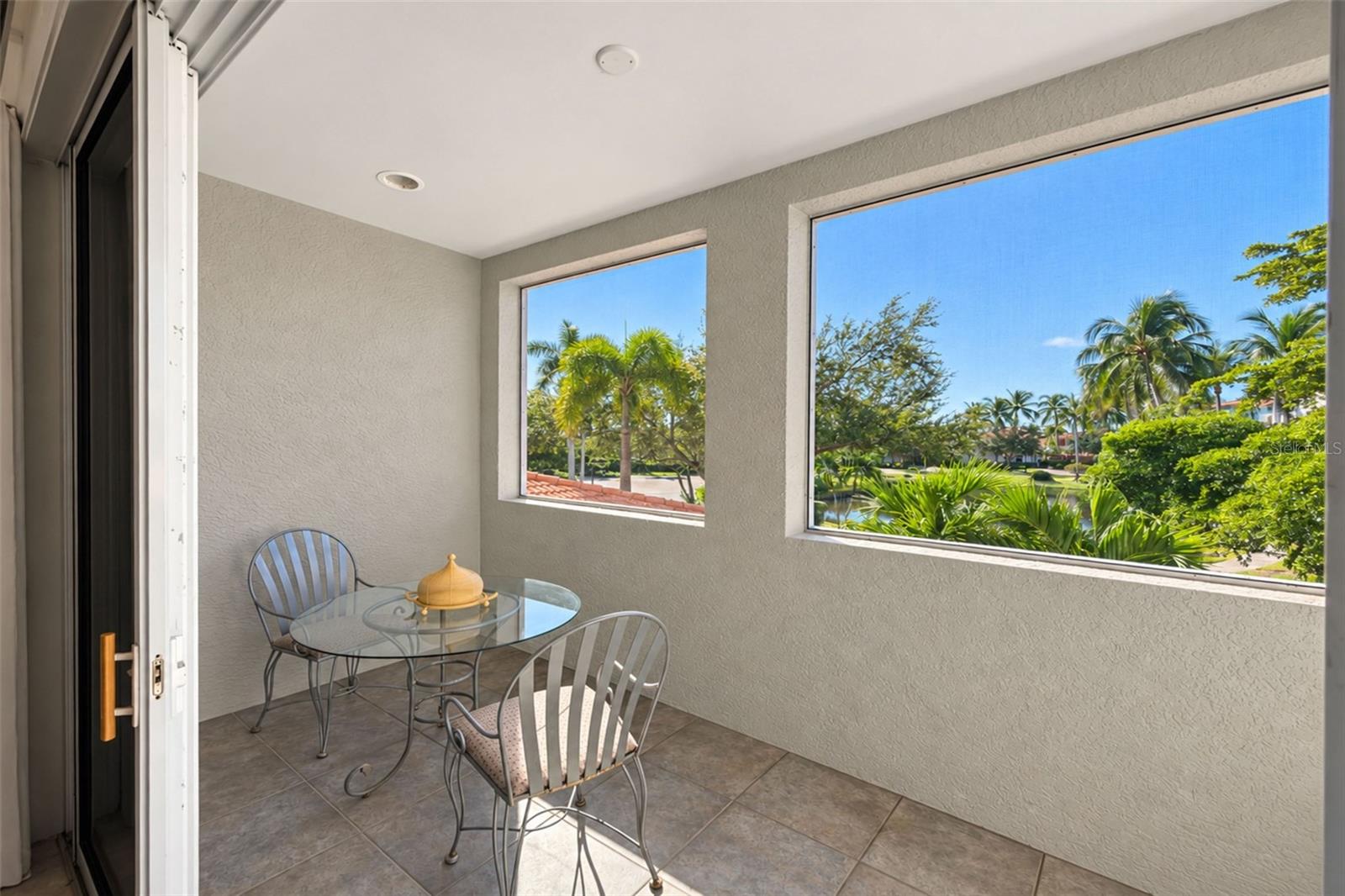 EMERALD ISLE CONDO - Residential