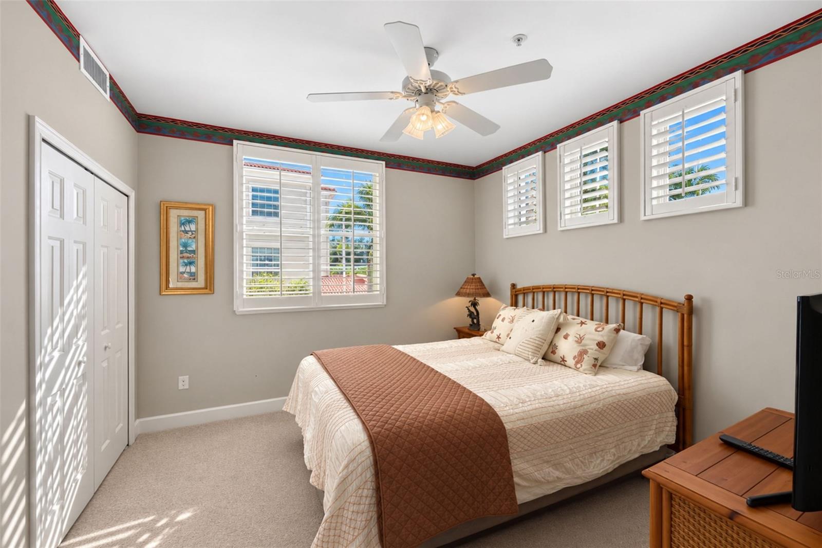 EMERALD ISLE CONDO - Residential
