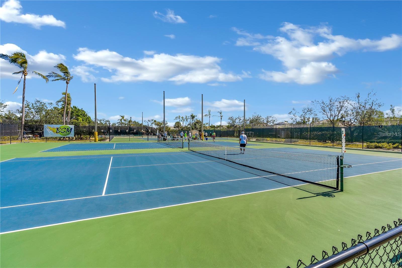 EMERALD ISLE CONDO - Residential