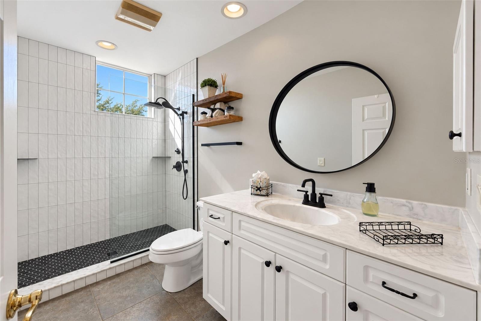 EMERALD ISLE CONDO - Residential