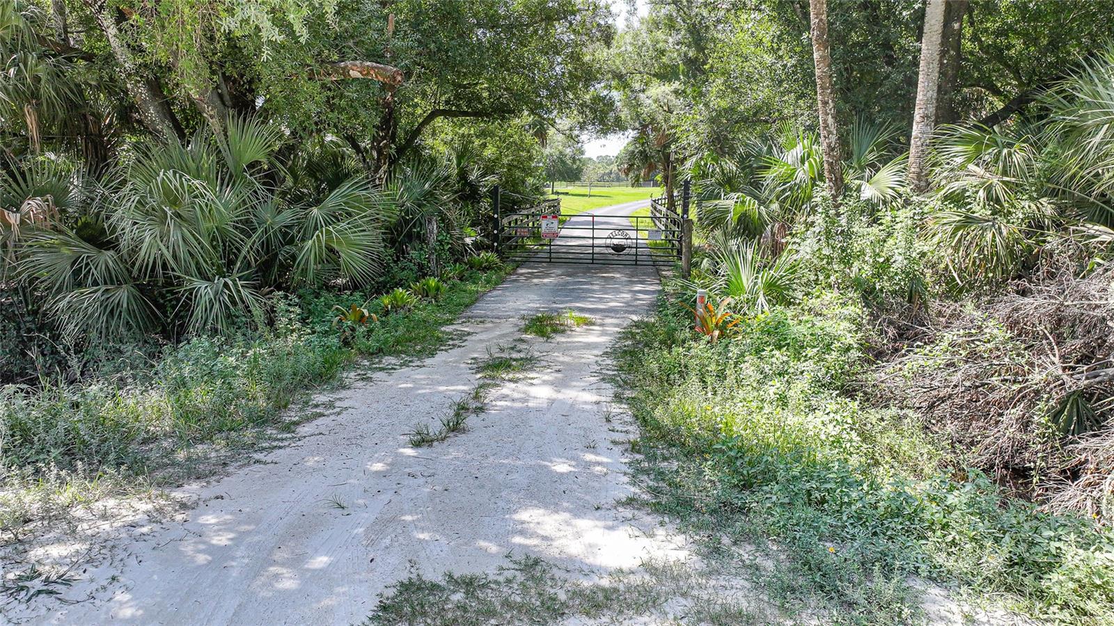 PAULAND ACRES - Residential